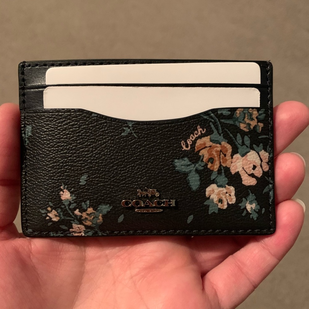COACH flat card case with rose bouquet print